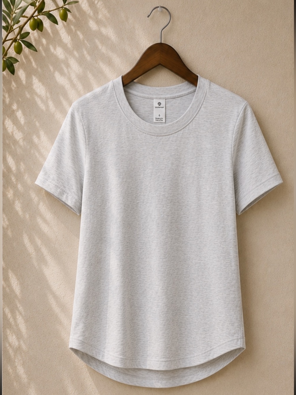 LULULEMON | Love Crewneck T-Shirt | Grey | 6